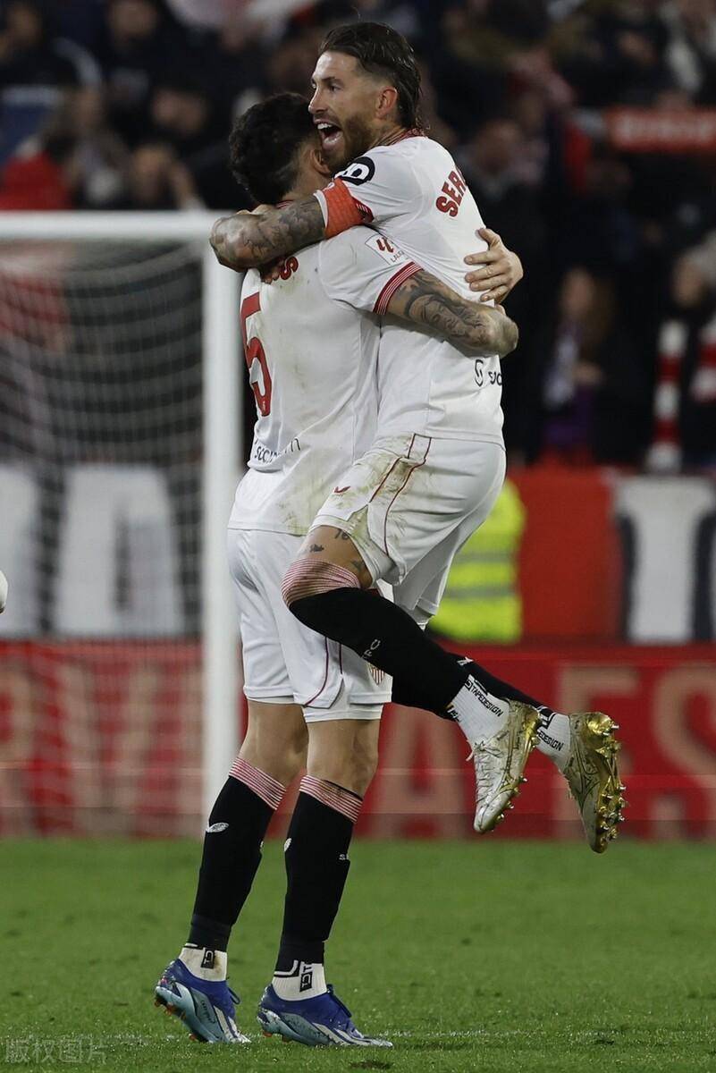 窗口期欧联焦点战，塞维利亚内部沟通，压力陡增，临场指挥获称赞的简单介绍-九游体育app